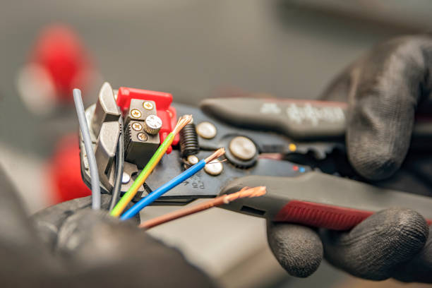 Best Electrical Troubleshooting Services  in Newark, OH